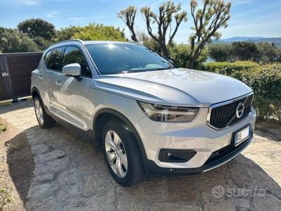 Usata Volvo XC40 Momentum 163 CV (119 kW) 2021 Grigio SUV