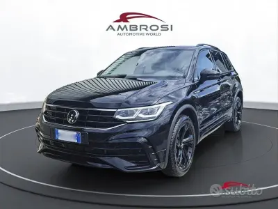 Usata VW Tiguan R-line 190 CV (139 kW) 2023 Nero SUV