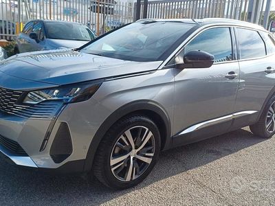 Usata Peugeot 3008 Allure 131 CV (96 kW) 2022 Grigio SUV