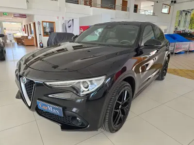 Usata Alfa Romeo Stelvio 209 CV (153 kW) 2018 Nero vulcano metallizzato SUV