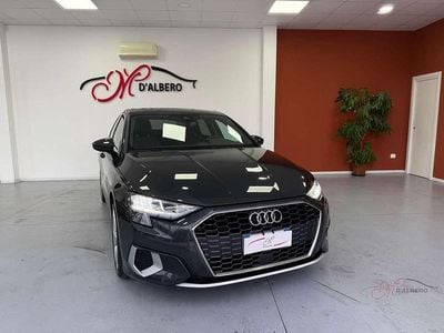 Usata Audi A3 Sportback S-Line 150 CV (110 kW) 2022 Grigio Utilitaria