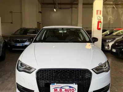 Usado Audi A3 Sport 110 CV (80 kW) 2016 Blanco Familiar