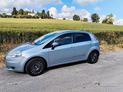 Usata Fiat Grande Punto 65 CV (47 kW) 2009 Grigio Utilitaria