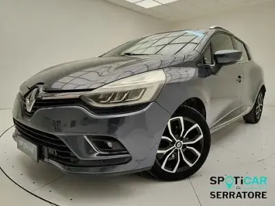 Occasion Renault Clio GrandTour Intens 90 PK (66 kW) 2017 Grijs Stationwagen