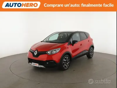 Usata Renault Captur 90 CV (66 kW) 2017 Rosso SUV