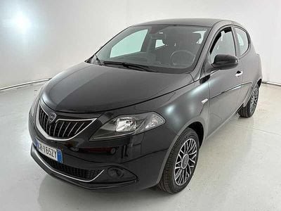 Usata Lancia Ypsilon S 70 CV (51 kW) 2024 Nero Utilitaria