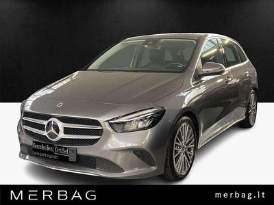 Grigio Usata 2021 Mercedes B200 Monovolume | 27.900 € (Buon prezzo)