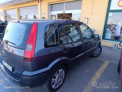 Usata Ford Fusion 2003 Grigio Utilitaria