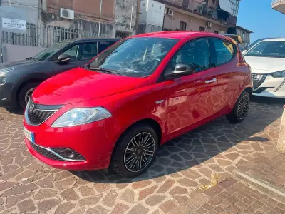 Usata Lancia Ypsilon