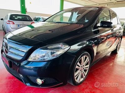 Begagnad Mercedes B200