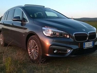 Usata BMW 218 Gran Tourer Luxury Line 150 CV (110 kW) 2015 Grigio Monovolume