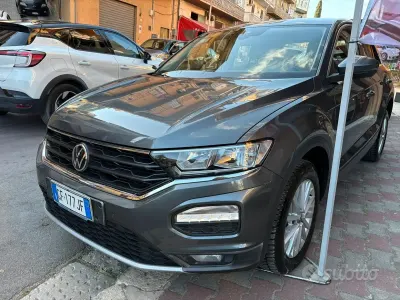 Usata VW T-Roc Business 116 CV (85 kW) 2021 Grigio SUV