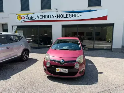 Usata Renault Twingo 75 CV (55 kW) 2012 Viola Utilitaria