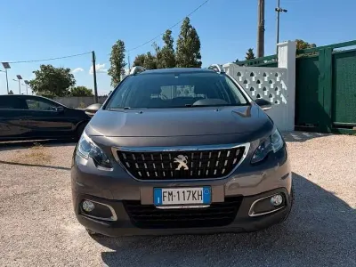 Usata Peugeot 2008 82 CV (60 kW) 2017 Marrone SUV