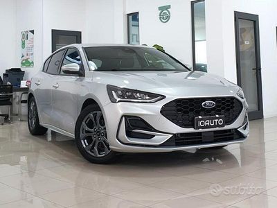 Usata Ford Focus ST-Line 115 CV (84 kW) 2025 Grigio Berlina