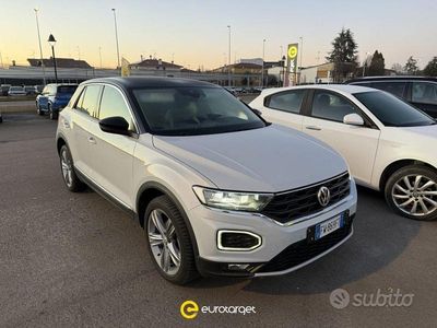 Usata VW T-Roc Advance 116 CV (85 kW) 2019 Bianco SUV
