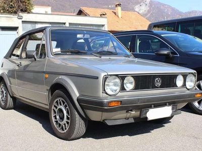 Usata VW Golf Cabriolet 73 CV (53 kW) 1986 Argento Cabrio