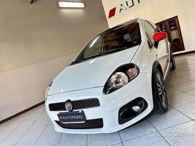 Usata Abarth Grande Punto 155 CV (114 kW) 2009 Bianco Utilitaria