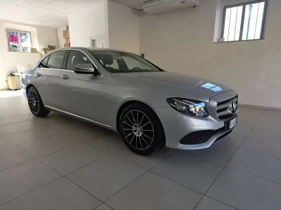 Usata Mercedes E220