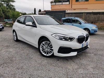 Usata BMW 116 Advantage 116 CV (85 kW) 2022 Bianco Utilitaria