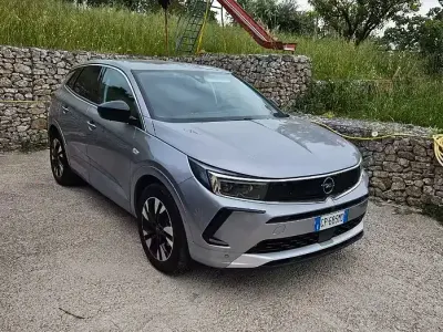 Usata Opel Grandland X 131 CV (96 kW) 2023 SUV