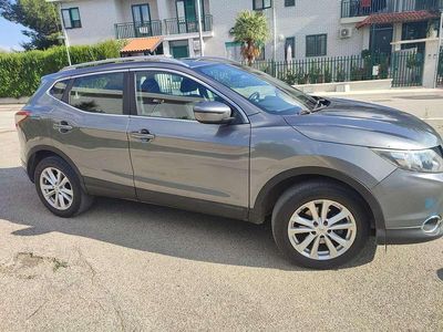 Usata Nissan Qashqai Acenta 110 CV (80 kW) 2015 Grigio SUV
