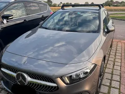 Usata Mercedes A180 Business 116 CV (85 kW) 2019 Grigio Berlina