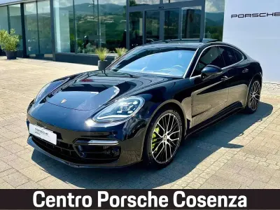 Usata Porsche Panamera Platinum Edition 330 CV (242 kW) 2022 Nero Berlina