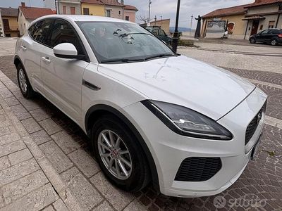 Usata Jaguar E-Pace R-Dynamic 150 CV (110 kW) 2019 Bianco SUV