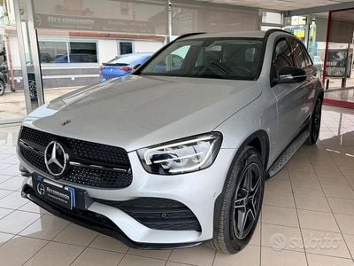 Usata Mercedes GLC300 Premium 245 CV (180 kW) 2019 Grigio SUV