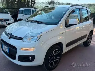 Usata Fiat Panda Lounge 80 CV (58 kW) 2015 Bianco Utilitaria