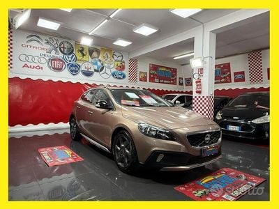 Usata Volvo V40 CC 115 CV (84 kW) 2014 Marrone Station wagon