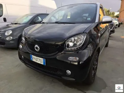 Usata Smart ForFour Passion 71 CV (52 kW) 2018 Nero Utilitaria