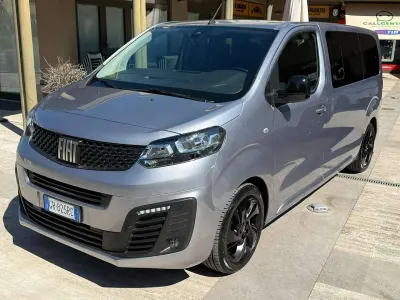 Usata Fiat Scudo Lounge 145 CV (106 kW) 2022 Grigio Furgone