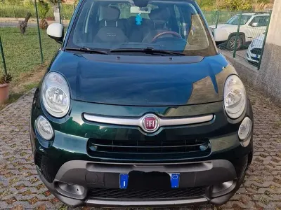 Käytetty Fiat 500L Lounge 105 HP (77 kW) 2013 Vihreä Tila-auto