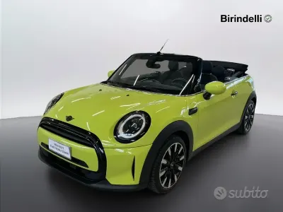 Usata Mini Cooper Cabriolet Classic 136 CV (100 kW) 2022 Giallo Cabrio