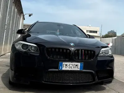 Usata BMW M550 381 CV (280 kW) 2012 Nero Berlina
