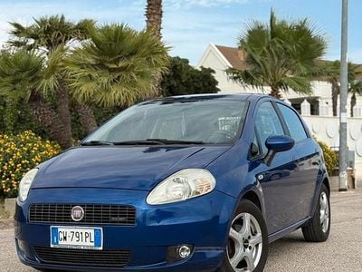 Usata Fiat Grande Punto 75 CV (55 kW) 2008 Blu Utilitaria