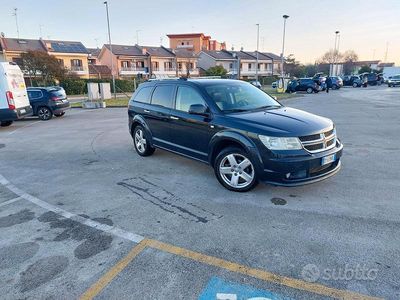 Usata Dodge Journey 140 CV (102 kW) 2009 Nero SUV