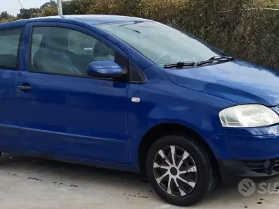 Usata VW Fox 54 CV (39 kW) 2009 Bluazzurro Utilitaria