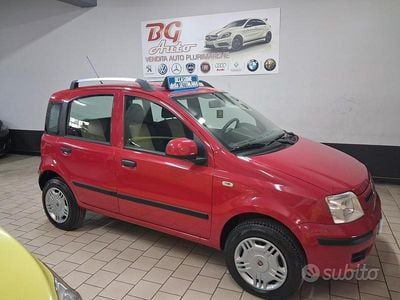 Usata Fiat Panda Climbing 51 CV (37 kW) 2010 Rosso Utilitaria