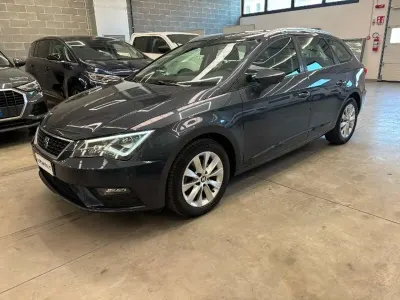 Usata Seat Leon ST Style 116 CV (85 kW) 2020 Grigio Station wagon
