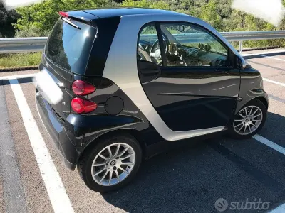 Usata Smart ForTwo Coupé 45 CV (33 kW) 2008 Nero Coupé