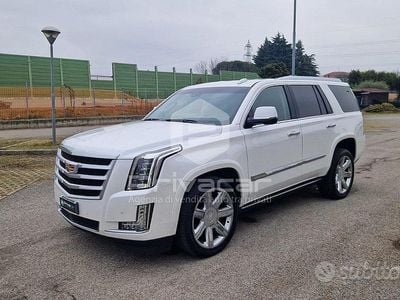 Usata Cadillac Escalade 426 CV (313 kW) 2018 Bianco SUV
