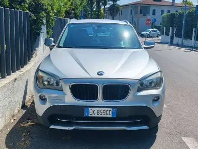 Usata BMW X1 143 CV (105 kW) 2011 Grigio SUV