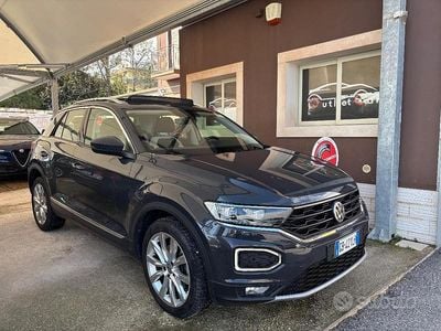 Usata VW T-Roc Advance 150 CV (110 kW) 2020 Grigio SUV