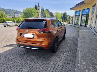 Usata Nissan X-Trail Tekna 177 CV (130 kW) 2018 Arancione SUV