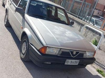 usata Alfa Romeo 75 751.8 ie