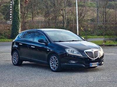Usado Lancia Delta S 120 CV (88 kW) 2008 Negro Utilitario