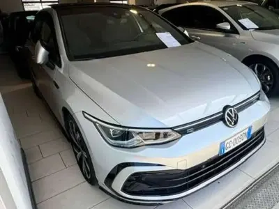 Usata VW Golf VII R-line 150 CV (110 kW) 2020 Argento Berlina